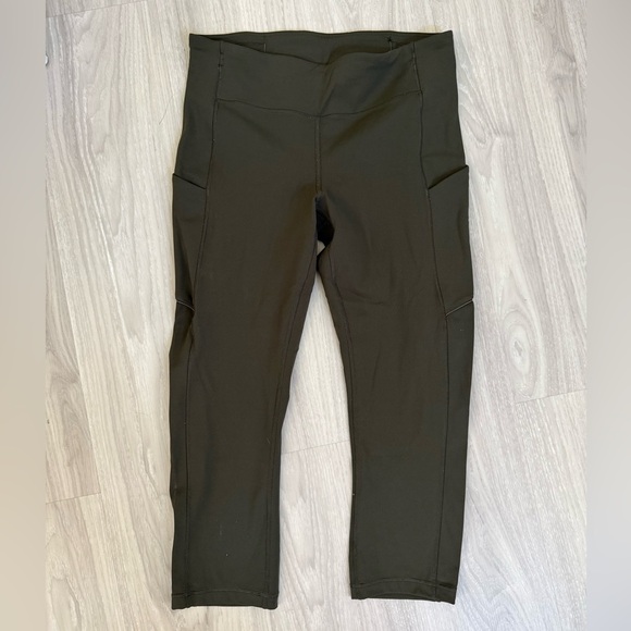 Lululemon Speed Up Crop 21” Legging -Dark Olive Sz 8Like New |Rare 1st Release - Picture 9 of 11